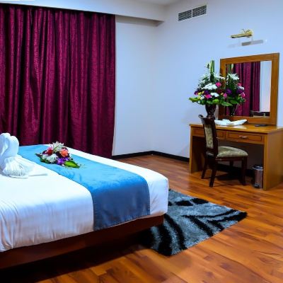 One-Bedroom Apartment Sea Diamond Plaza Apartments Promo Code