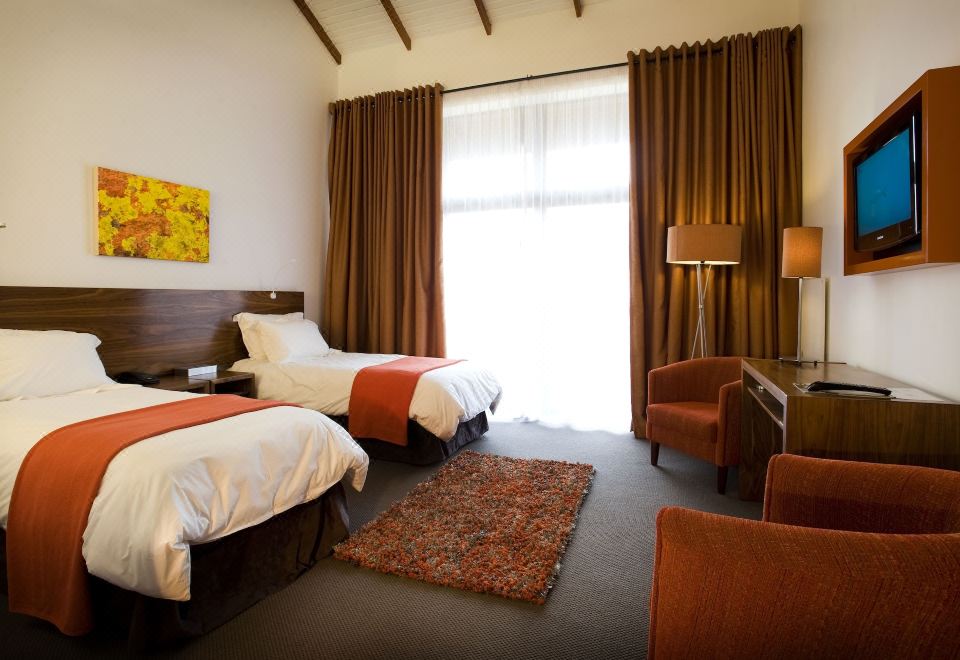 Golden Gate Hotel North Facing Large Room with Bath