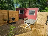 Cottage , Private Sauna for 8 people and big garden Hotels in 