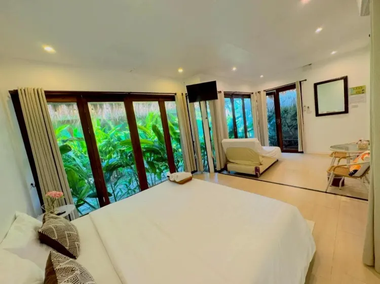 Double Room No.3