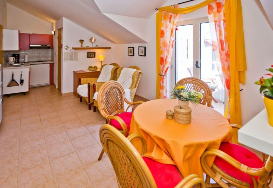 迷人阳光hvar公寓-一卧室公寓带阳台