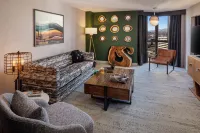 Whitney Peak Hotel Reno, Tapestry Collection by Hilton のホテル
