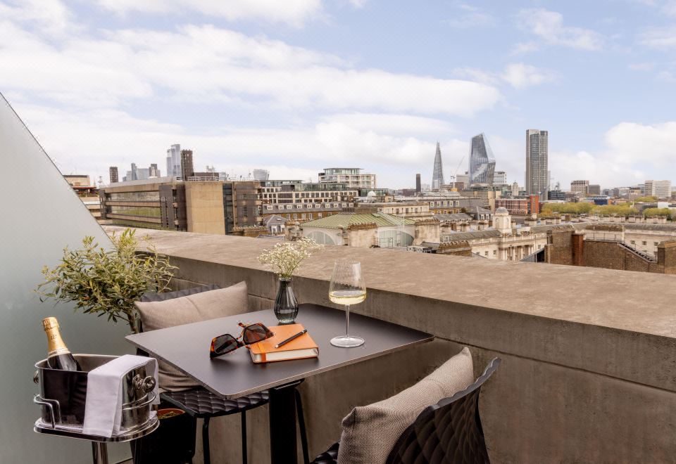 河景高级露台ME房