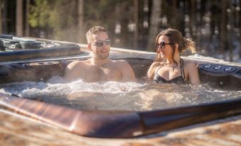 Depandance hotelu Kamzík - Housity