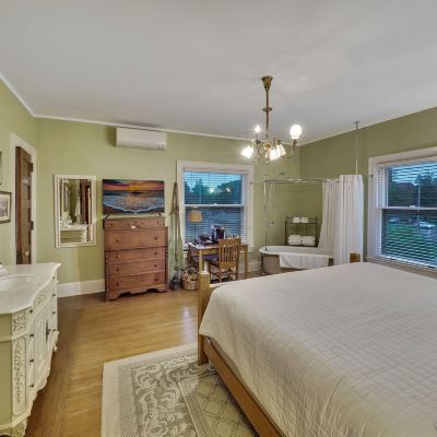 Cottage Room Cartier Mansion B&B Promo Code
