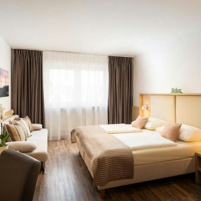 Accessible Room QU Hotel Augsburg Promo Code