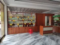 Yifeng Hotel