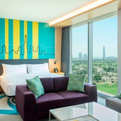 精緻套房（享有溪景和天際線景觀） 杜拜德雅樂軒酒店優惠