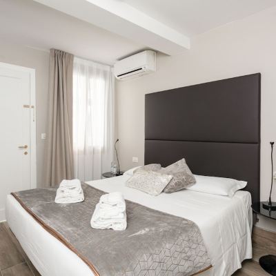 Standard Double Room, 1 Double Bed (1A)