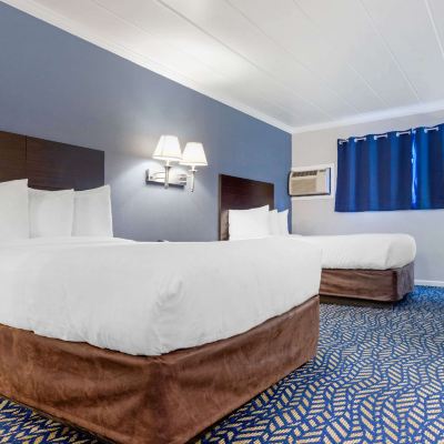 Standard Room, 2 Double Beds, Non Smoking Econo Lodge Hicksville Promo Code