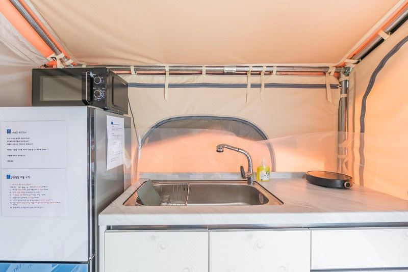 豪华露营 （允许小型和中型宠物）