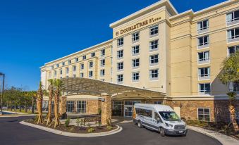DoubleTree by Hilton North Charleston Convention Center