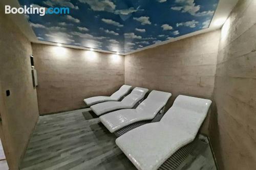 豪华特大床一室房