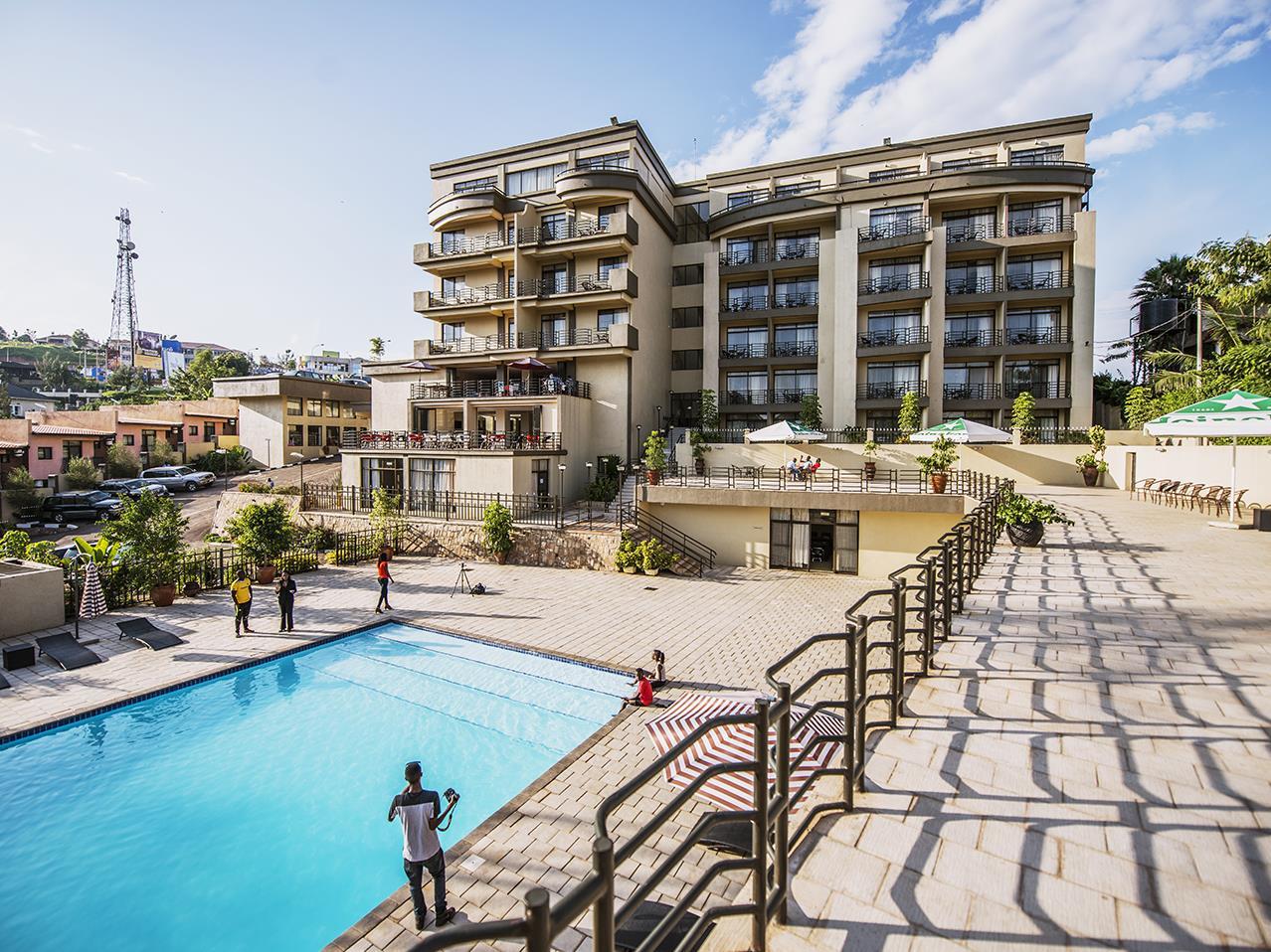 高级房， 高尔夫景观