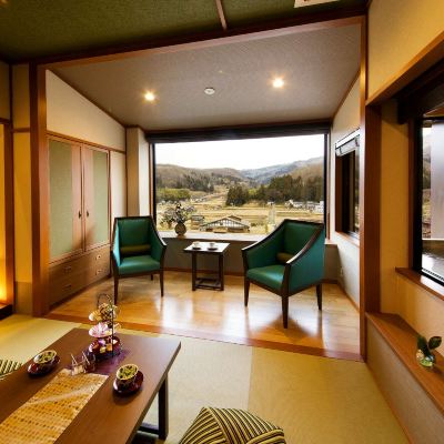 和風マウンテンビュールーム(浴室)(本館) 金沢湯涌温泉　百楽荘　贅と美と２つの館を愉しむ宿 クーポン