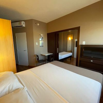 Deluxe Room Hotel Oeste Plaza Promo Code