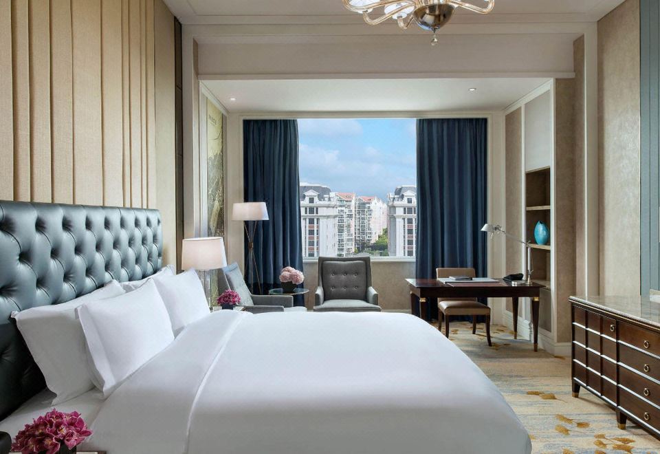 Sofitel Shanghai HongqiaoDeluxe Double Room