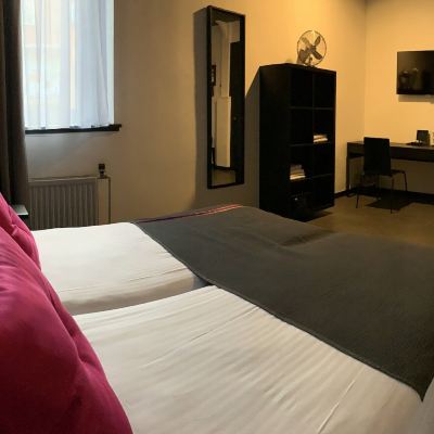 Triple Room Hotel de Looier Promo Code
