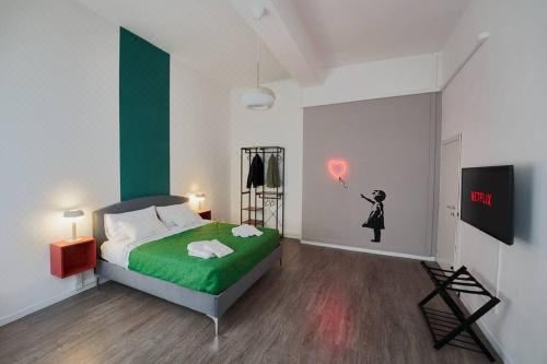 Pop Art Corso Italia 308 Two-Bedroom Apartment