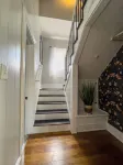 Cozy Modern Home Near Wsu,  Pet-Friendly, Fast Wi-Fi & Fire Pit