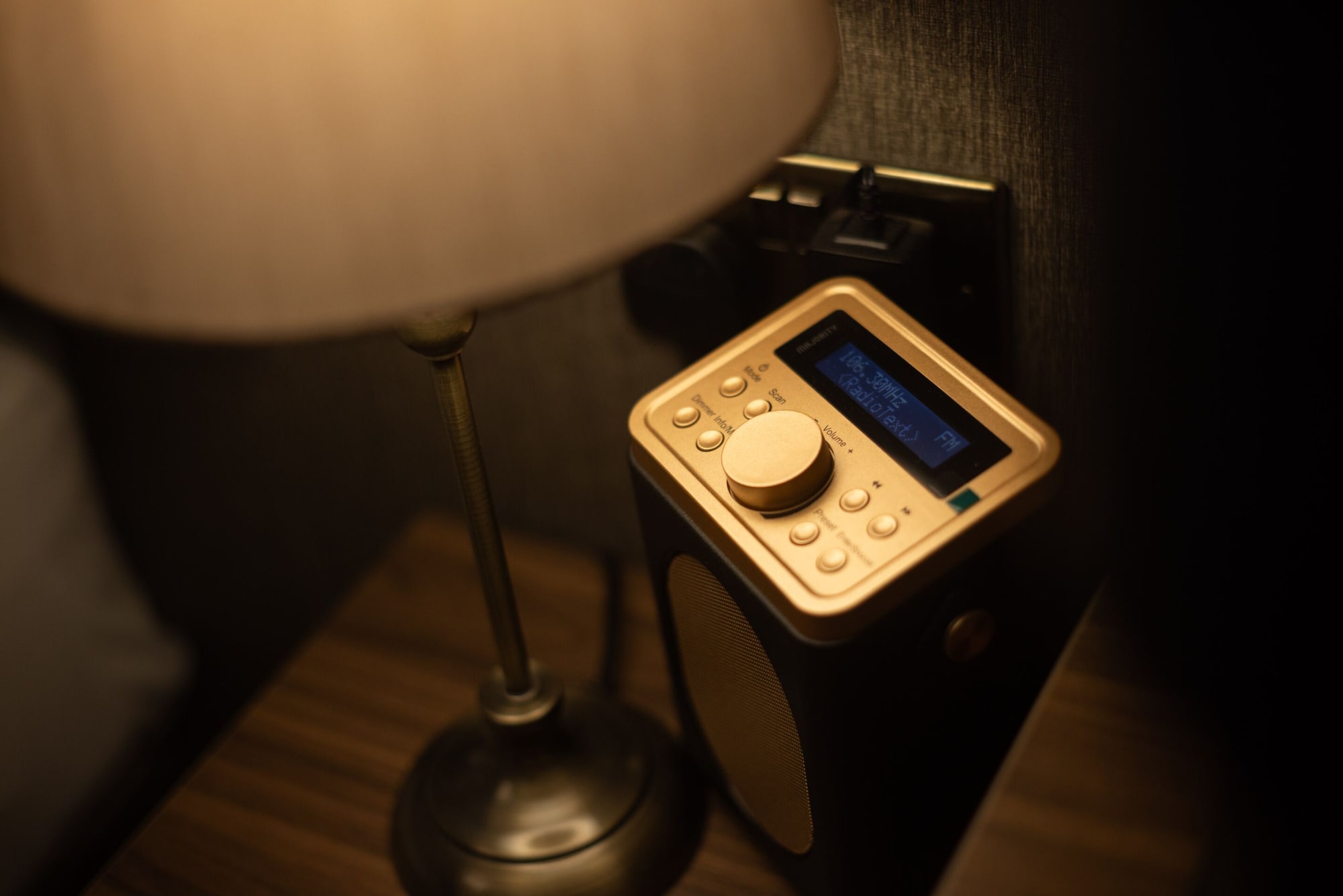 双人床房（带连接浴室）