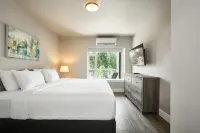 SoLo Suites