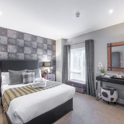 Standard Double Room with Double Bed-Non-Smoking Allan Park Promo Code