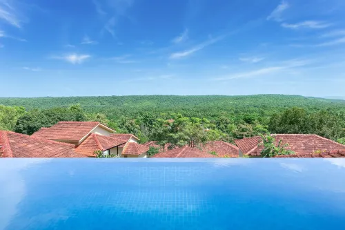 Aura Resort & Spa