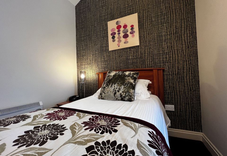 Herriots HotelSingle Room