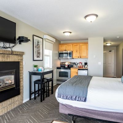 Suite, Oceanfront King with Sofa Bed&SPA Inn at The Prom Promo Code