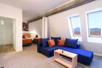 Hotel Urban Hotel di 