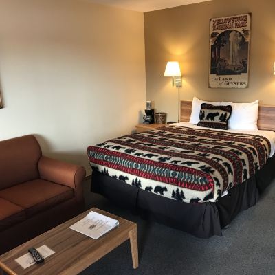 Standard Queen Room-Non-Smoking City Center Motel Promo Code