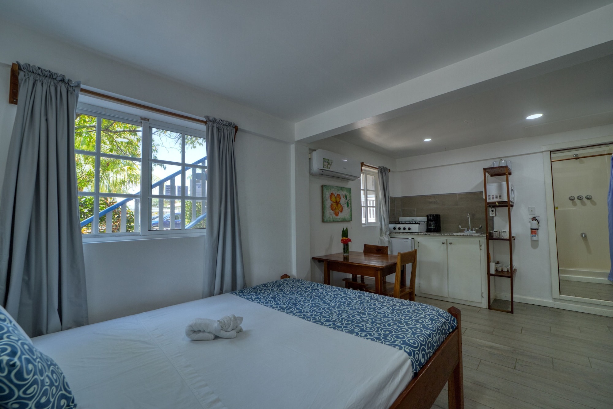 一室房（Hummingbird）