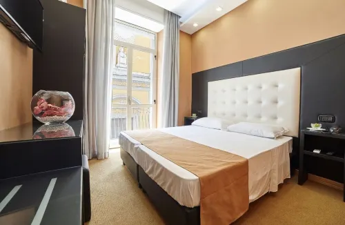 Sweet Central Hotel
