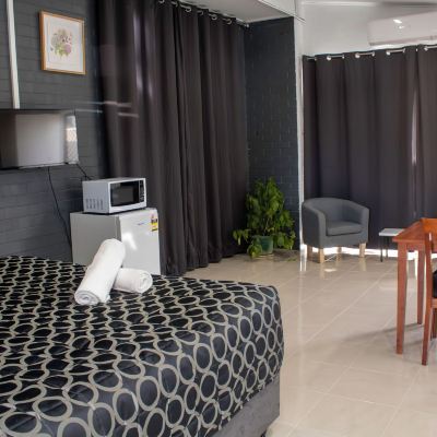 Deluxe Studio Wangaratta Motor Inn Promo Code