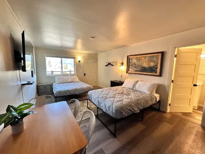 Basecamp Hotels in 