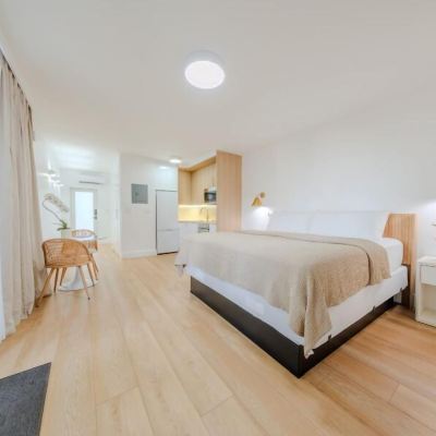 Studio, 1 King Bed, Non Smoking, Garden View Green Island Inn Promo Code