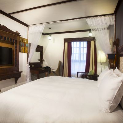 無障礙特大床房 桑給巴爾-石頭城希爾頓逸林酒店優惠