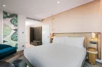 Dorsett Gold Coast