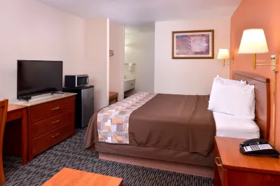 Americas Best Value Inn Sullivan Hotele w: 