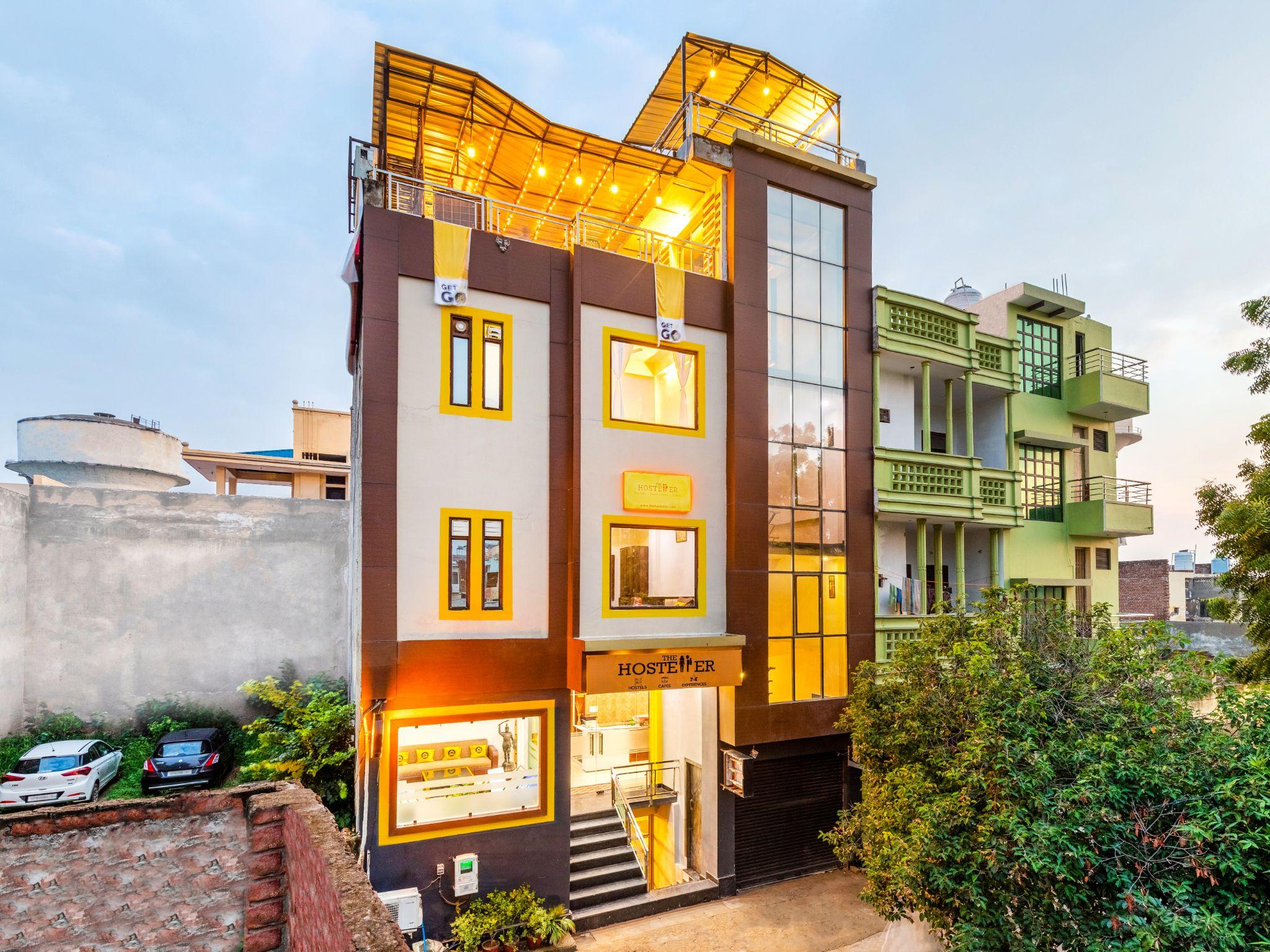 4人混合宿舍（一張床位）