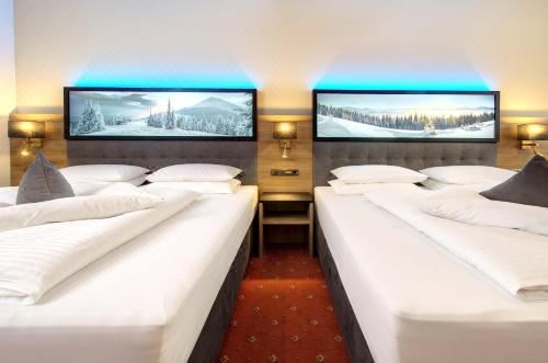 奢华四人103号房