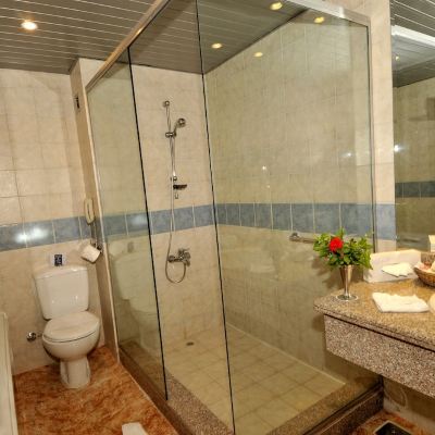 河景豪華三人間 阿蘭肯埃塔布盧克索飯店優惠