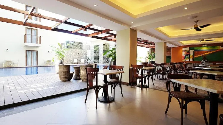 Altabriza Resort Boracay Dining/Restaurant
