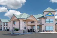 Days Inn by Wyndham Sidney NE Отели в г. 