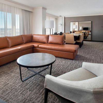 One Bedroom Executive Suite(Concierge Level) Newark Liberty International Airport Marriott Promo Code