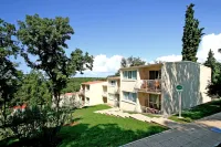 Apartments Bellevue Plava Laguna Отели в г. 