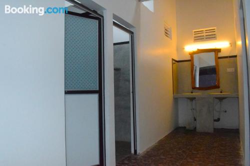 6人混合宿舍（一张床位）