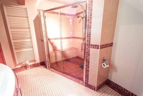 AuszeithofDeluxe Two-Bedroom Apartment