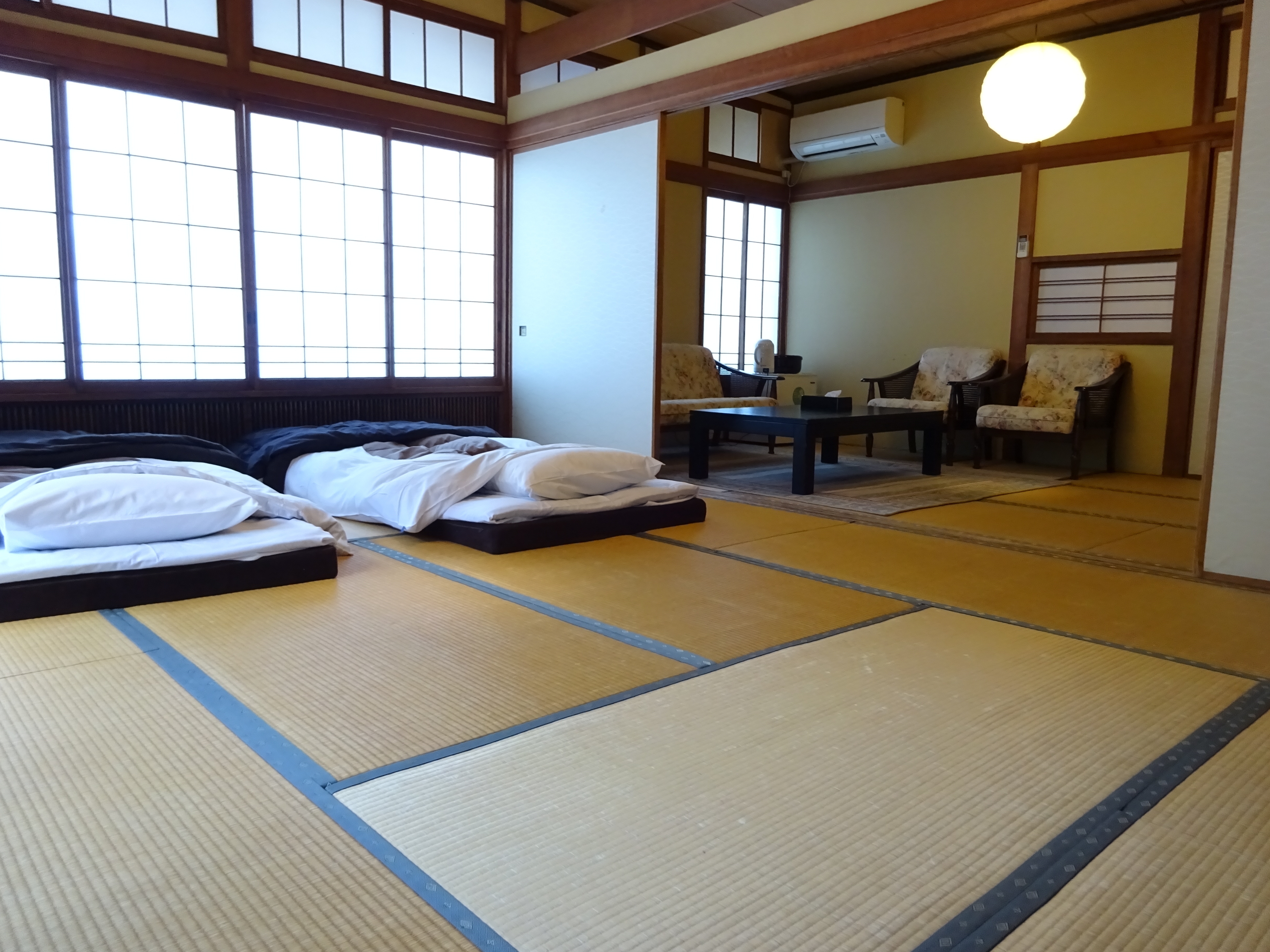 湯の山 温泉 金 花 水 月(01)